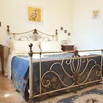 All'ombra Degli Ulivi Bed and breakfast Ostuni