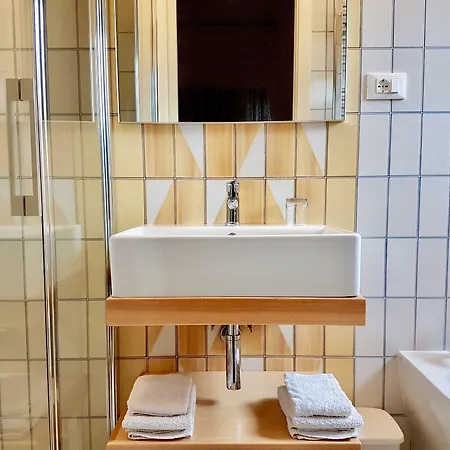 All'ombra Degli Ulivi B&B 4*