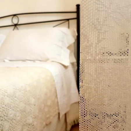 Bed & Breakfast All'ombra Degli Ulivi 4*