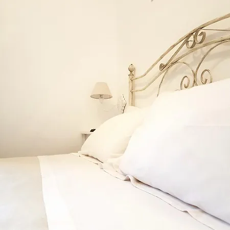 All'ombra Degli Ulivi B&B 4*