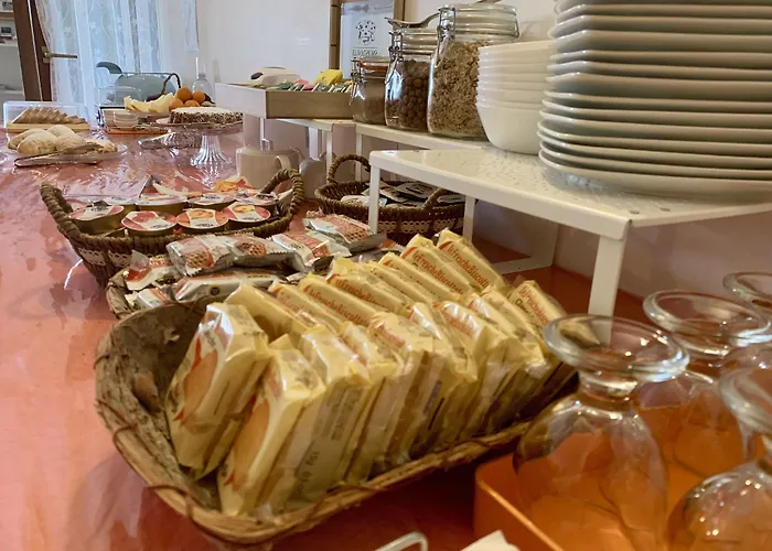 All'ombra Degli Ulivi Alojamento de Acomodação e Pequeno-almoço Ostuni