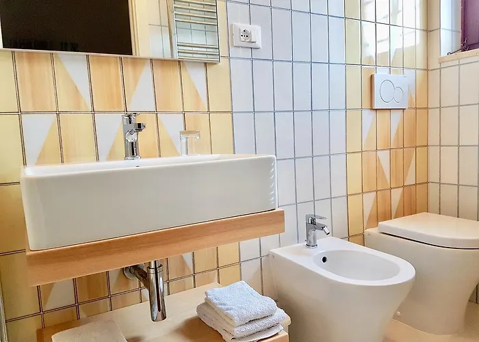 Bed & Breakfast All'ombra Degli Ulivi 4*